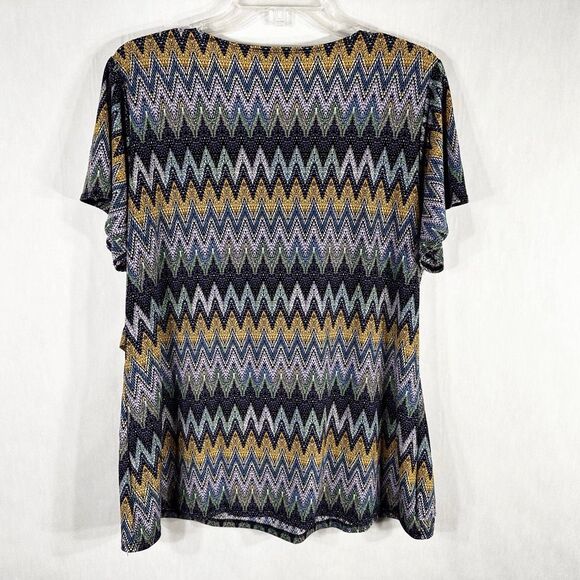 Dressbarn Plus Size 1X Top Chevron Purple Blue Drape Neck Short Sleeve 1533 - Picture 2 of 10